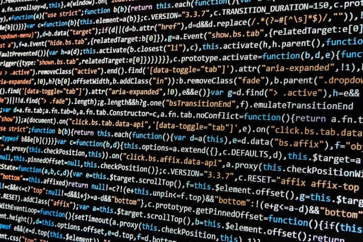 Cómo mejorar la eficiencia del combustible con el software de seguimiento de flotas